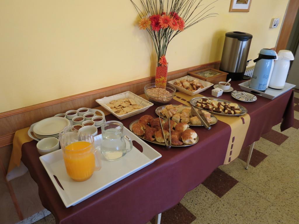 Hotel Arenales Villa Carlos Paz Zewnętrze zdjęcie